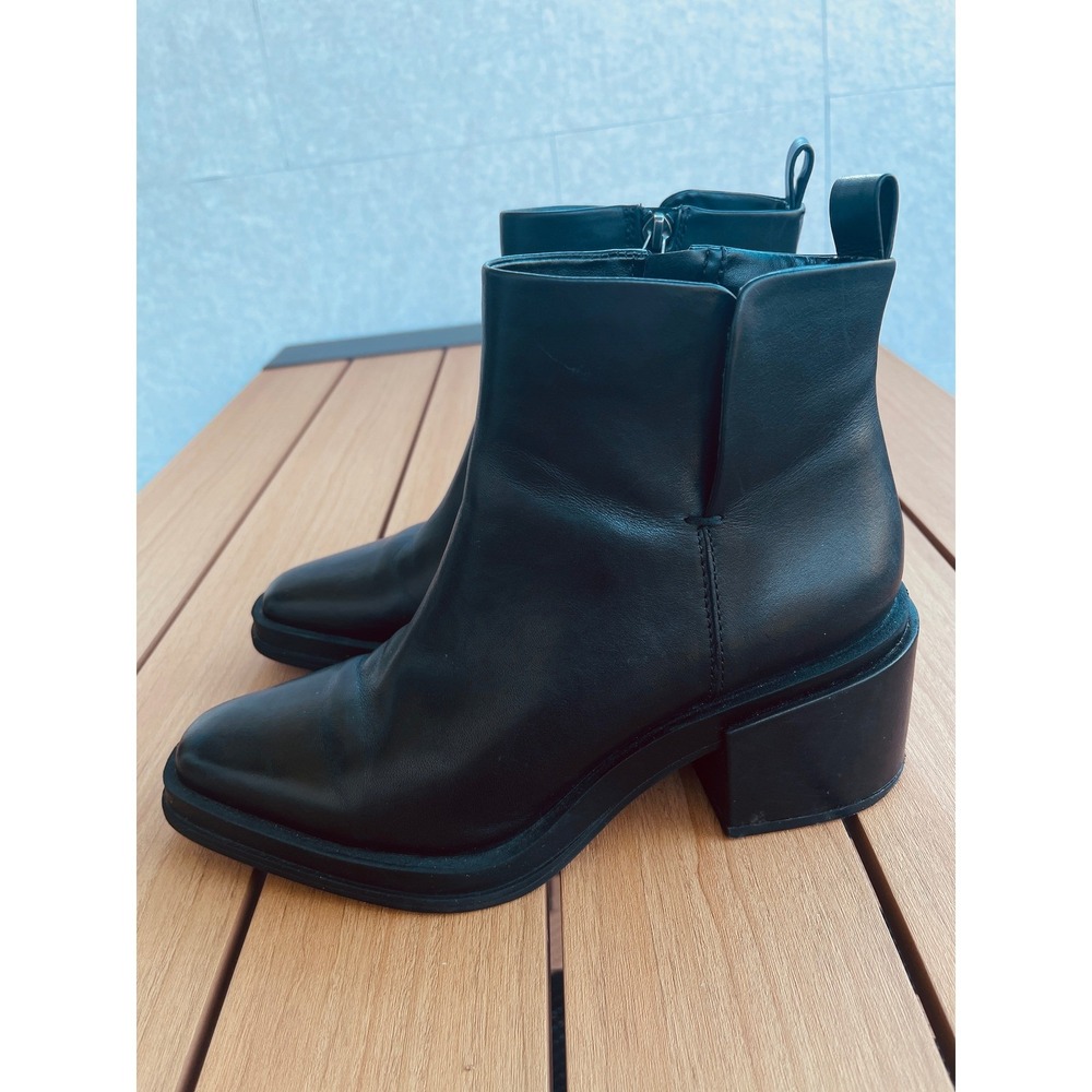 Franco Sarto Dalden Black Leather Pointed Toe Block Heel Ankle Boots Size 7